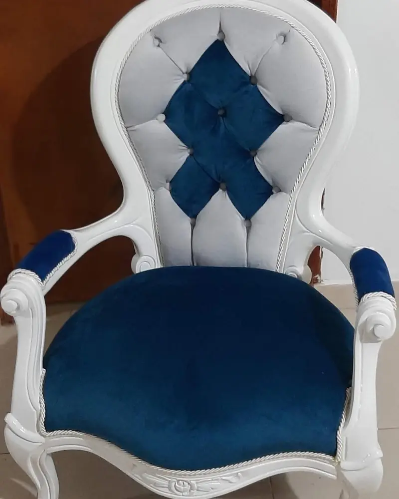 ¡Dale un toque de elegancia a tus muebles! Descubre nuestra tapicería de calidad, precios compet